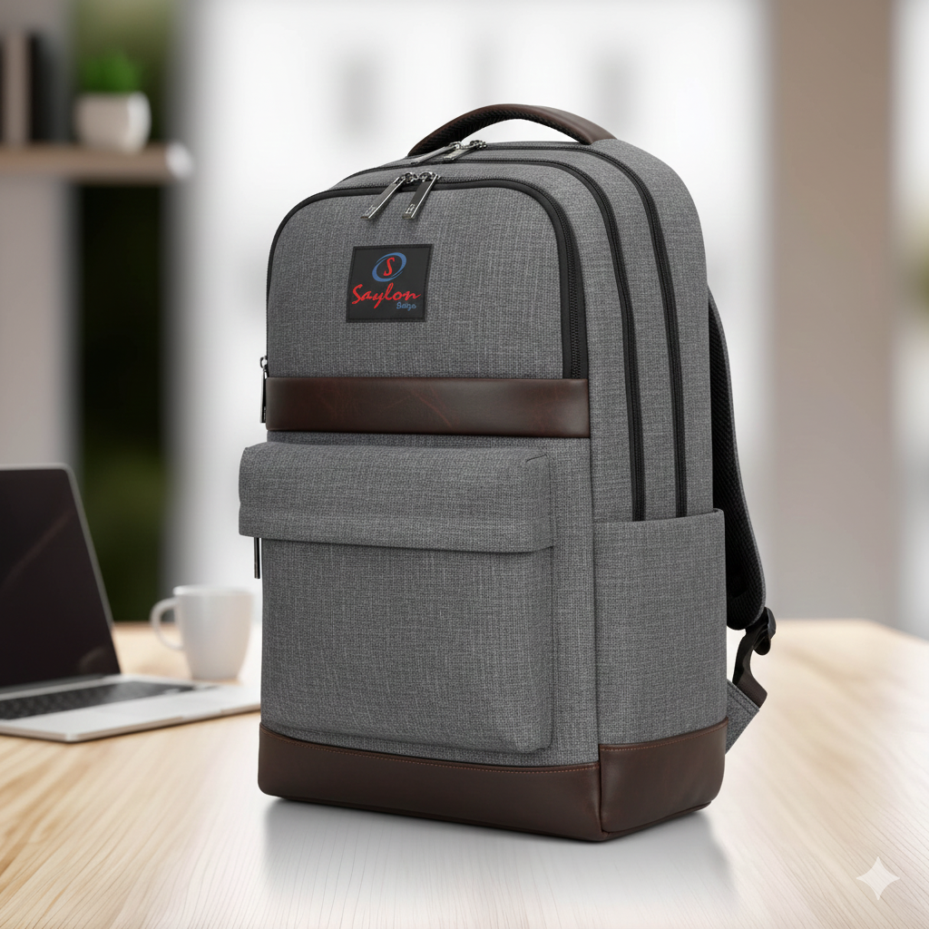 IT Consultant Working